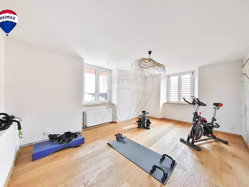 Maison, 243 m²