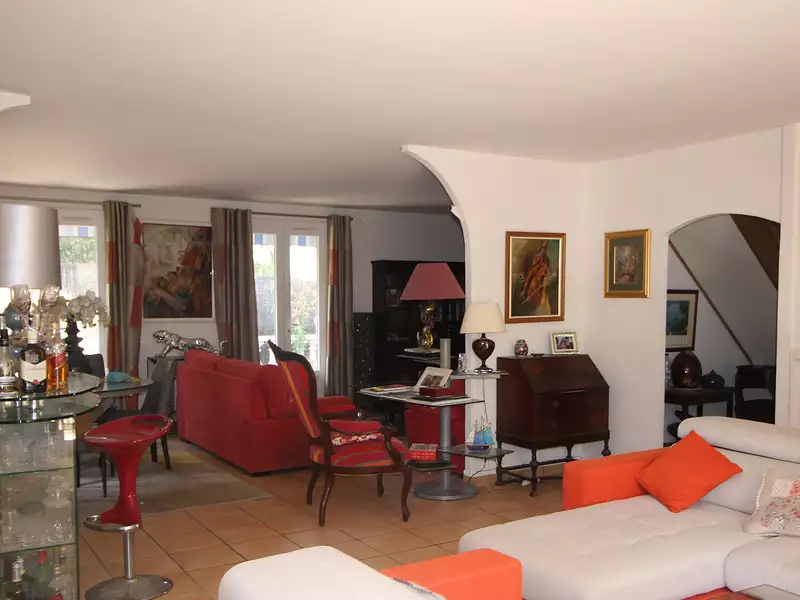 Maison, 200 m²