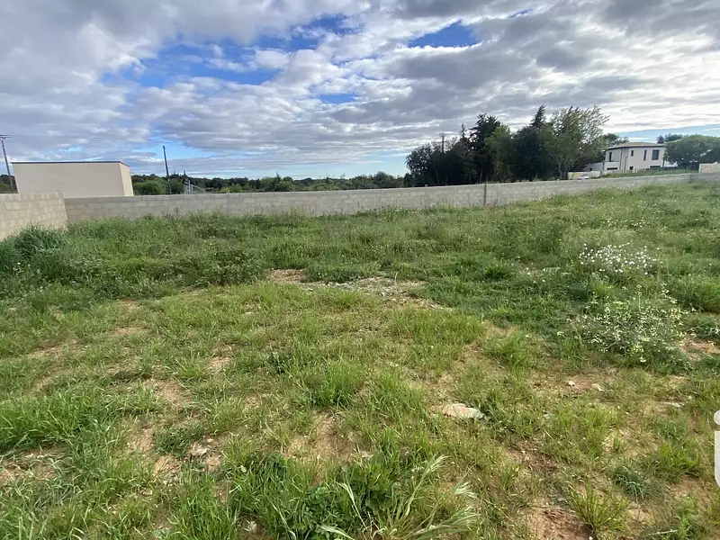 Terrain, 310 m²