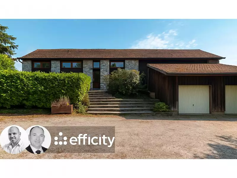 Maison, 305 m²