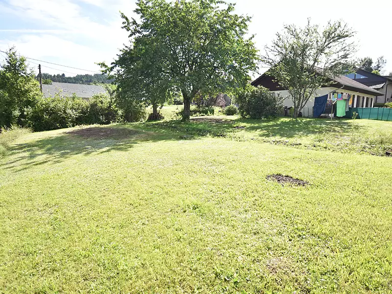 Terrain, 571 m²