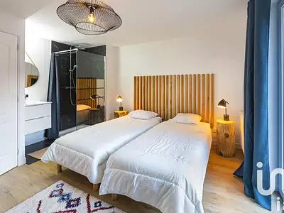 Maison, 250 m²
