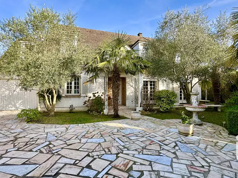 Maison, 195 m²