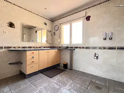 Maison, 190 m²