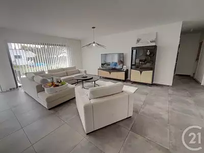 Maison, 202,9 m²