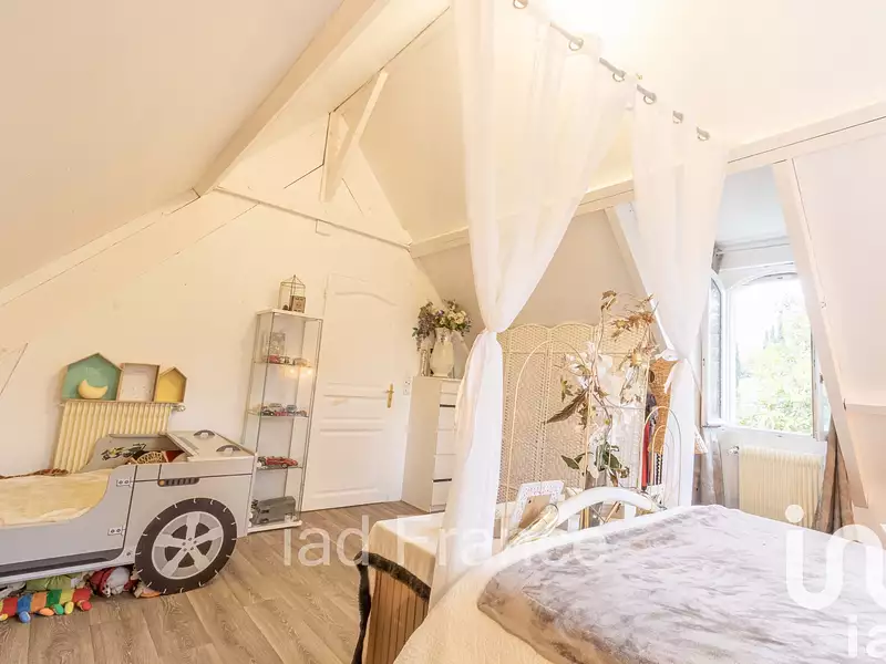 Maison, 270 m²