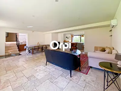 Maison, 203 m²