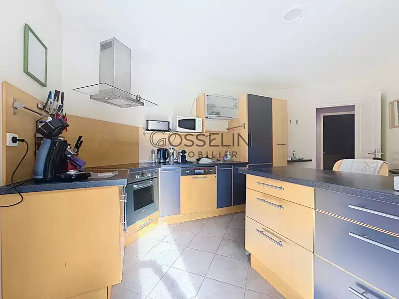 Maison, 145 m²