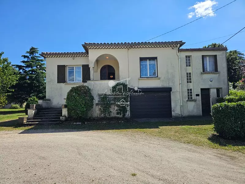 Maison, 241 m²