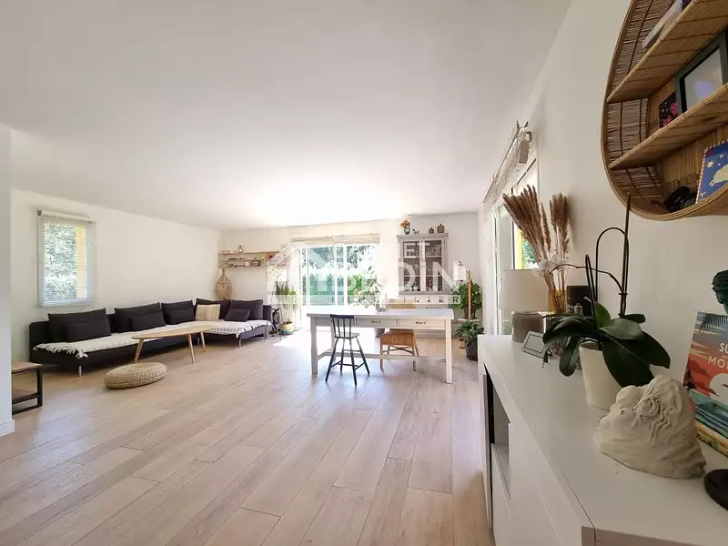 Maison, 121 m²