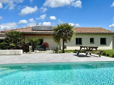 Maison, 166 m²