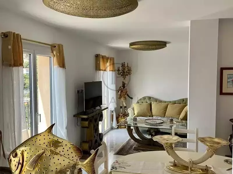 Appartement, 400 m²