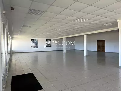 Maison, 639 m²