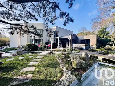 Maison, 242 m²