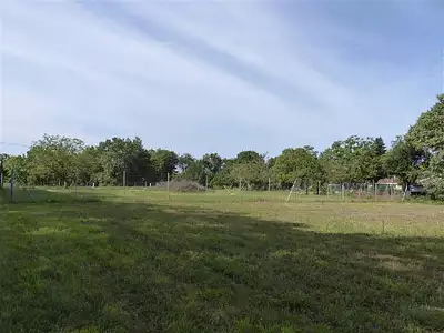 Terrain, 794 m²