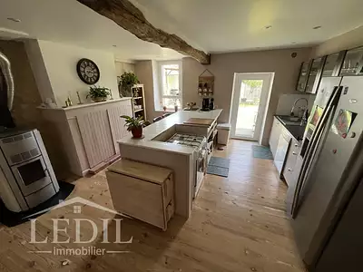 Maison, 146 m²