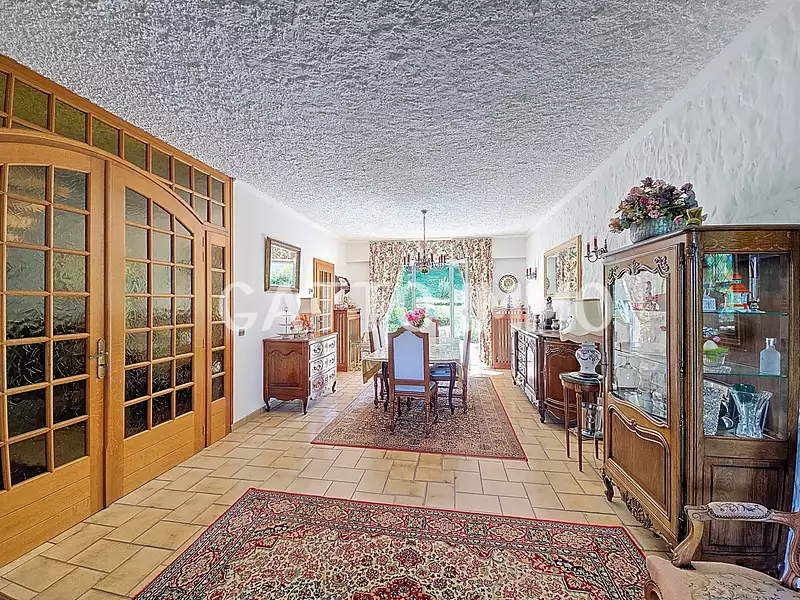 Maison, 200 m²