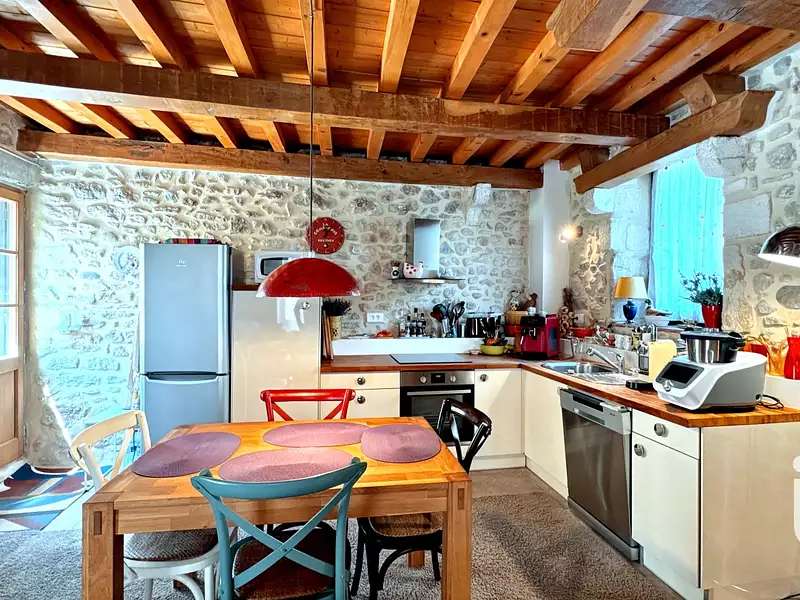 Maison, 77 m²