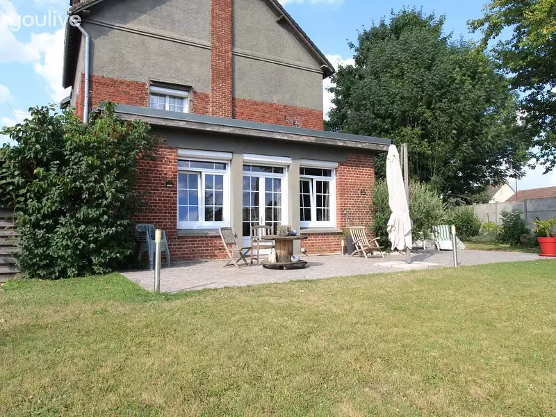 Maison, 218 m²