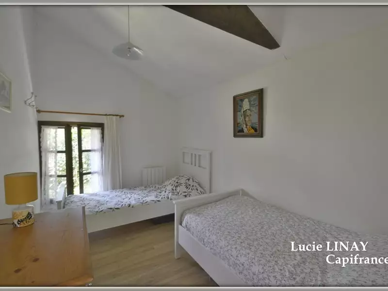 Maison, 180 m²