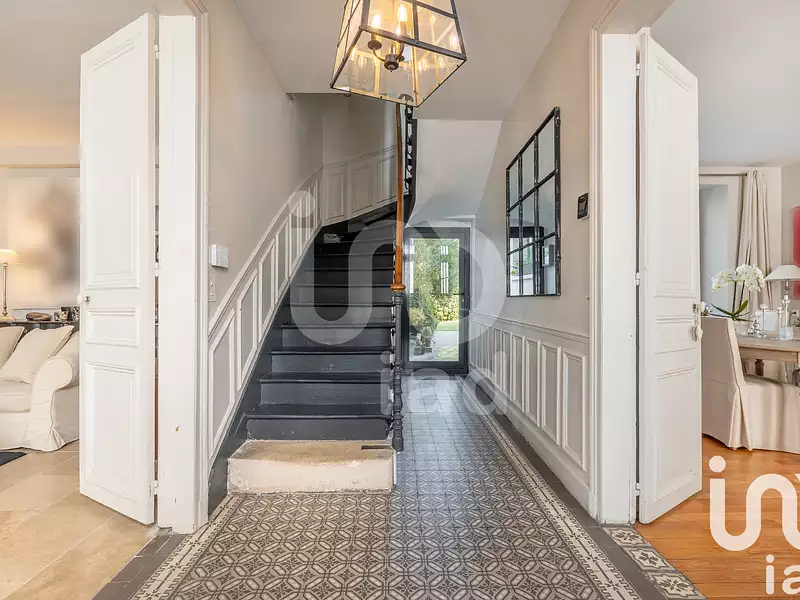 Maison, 318 m²