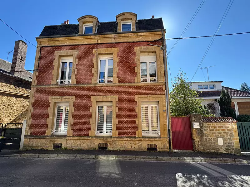 Maison, 185 m²