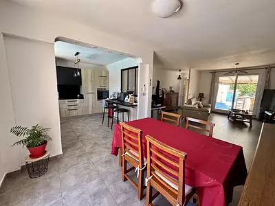 Maison, 102 m²