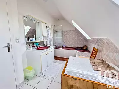 Maison, 168 m²