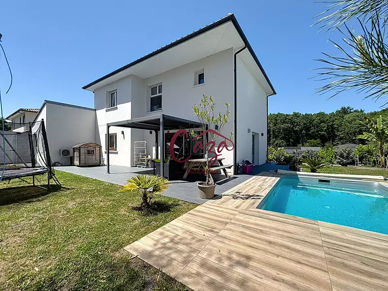 Maison, 174 m²