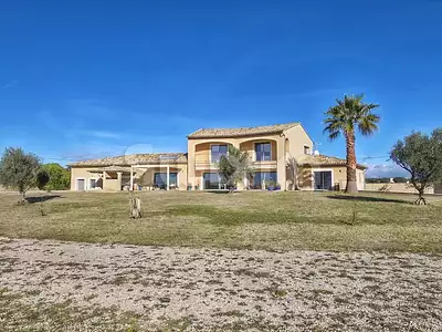 Maison, 297 m²