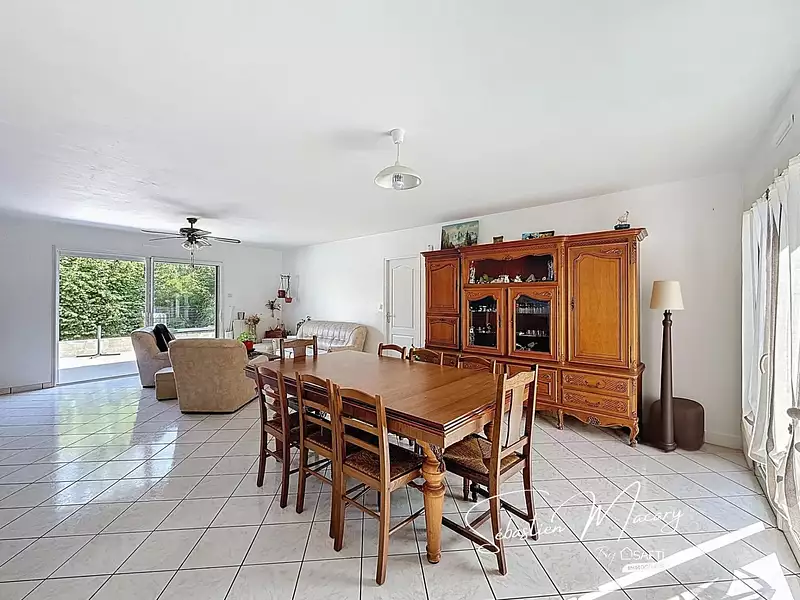 Maison, 114 m²