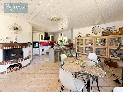 Maison, 77 m²