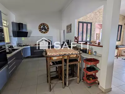 Maison, 224 m²