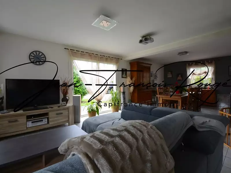 Maison, 121 m²