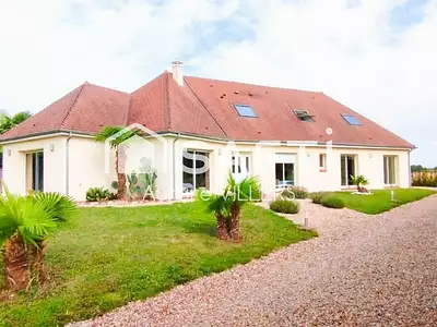 Maison, 242 m²