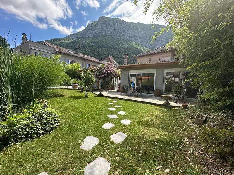 Maison, 167 m²