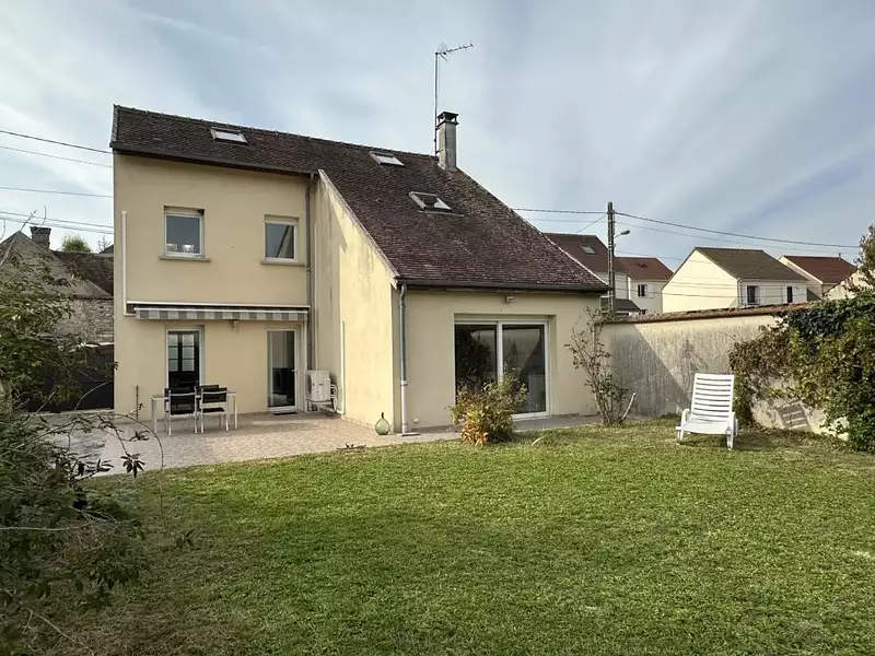 Maison, 122 m²