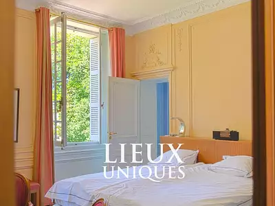 Maison, 630 m²