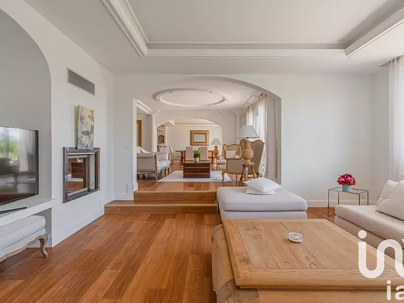 Maison, 300 m²