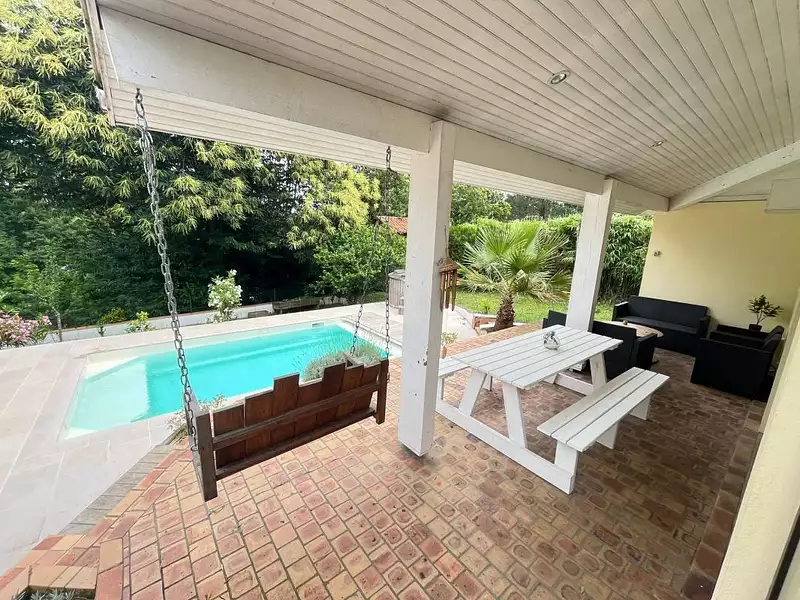 Maison, 210 m²