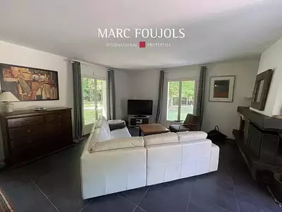 Maison, 230 m²