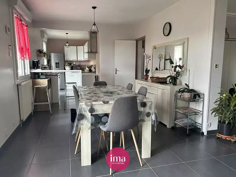Maison, 172 m²