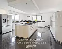 Maison, 285 m²