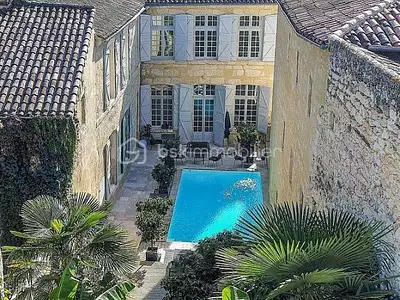 Maison, 650 m²