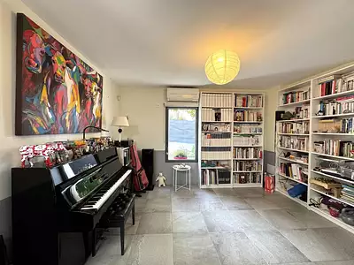 Maison, 243 m²