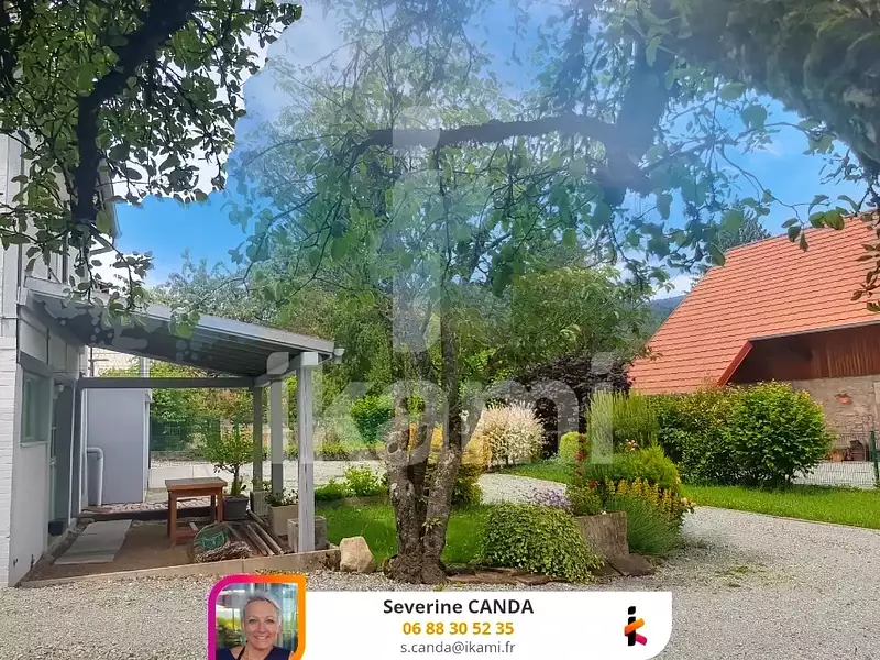 Maison, 176,2 m²