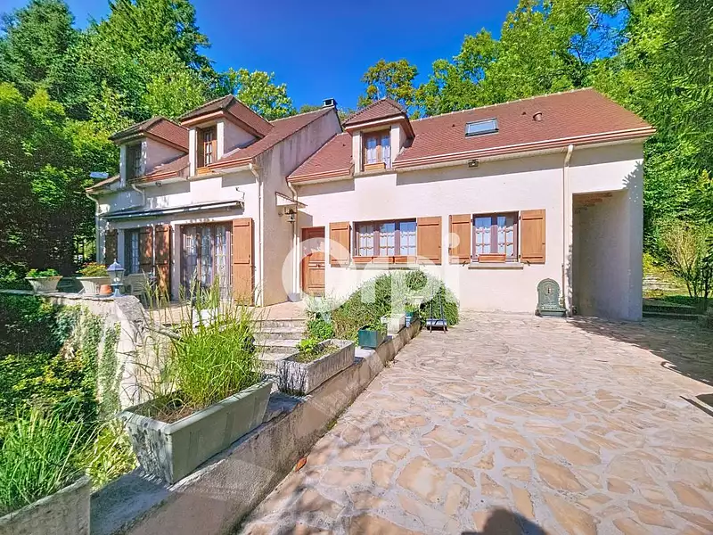 Maison, 241 m²