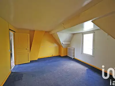 Maison, 225 m²