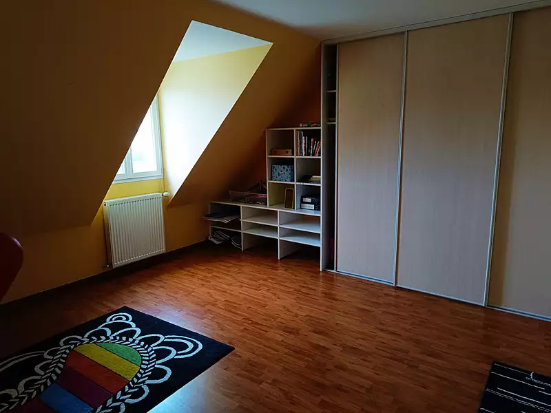 Maison, 270 m²