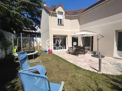 Maison, 166,16 m²